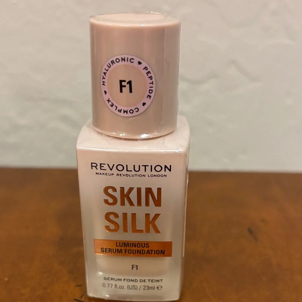 Revolution skin silk